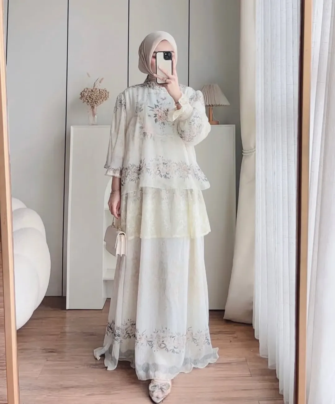 Marzela Flower Layered Maxi - Gambar 3