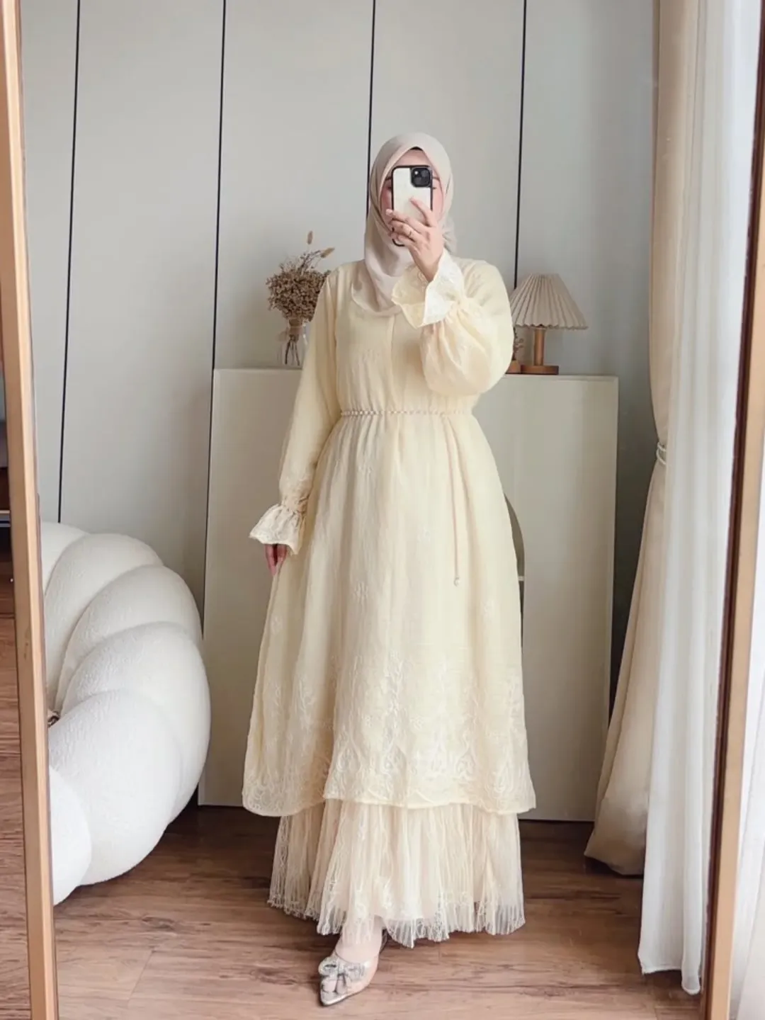 Moira Flower Chantily Maxi - Gambar 2