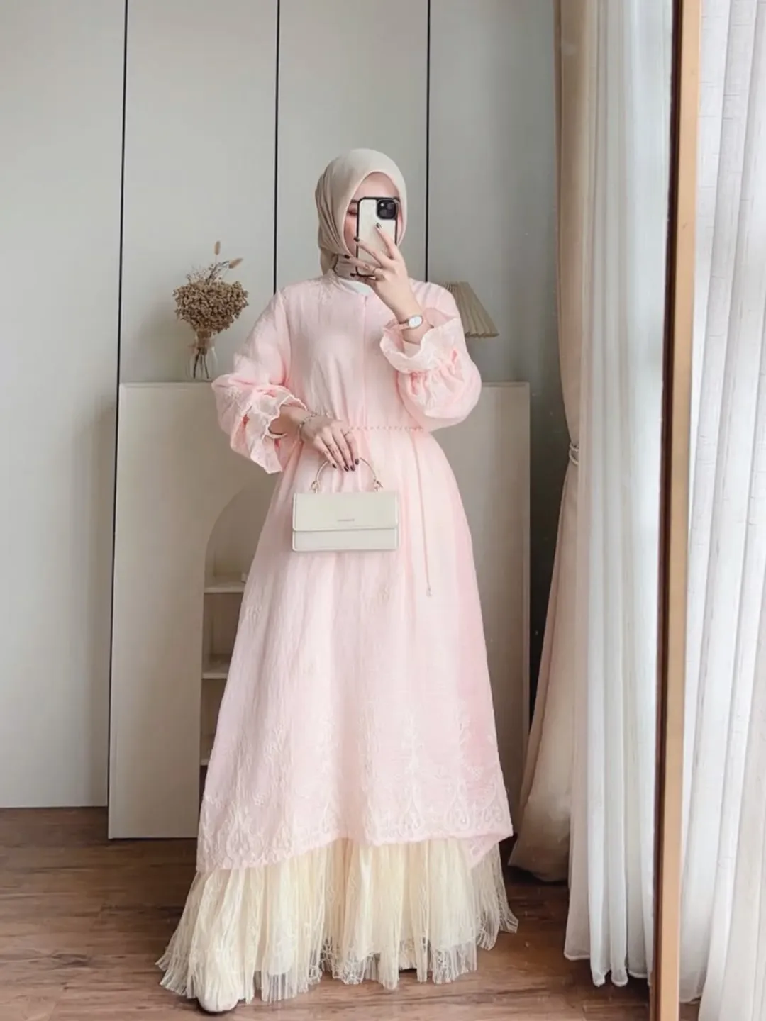 Moira Flower Chantily Maxi - Gambar 3