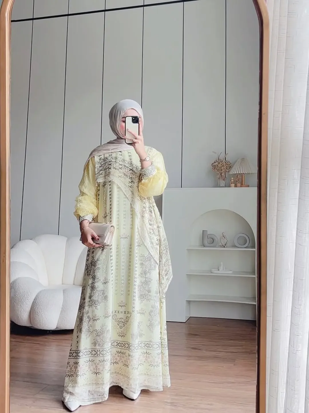 Sarah Beads Chantily Maxi on Sage - Gambar 3